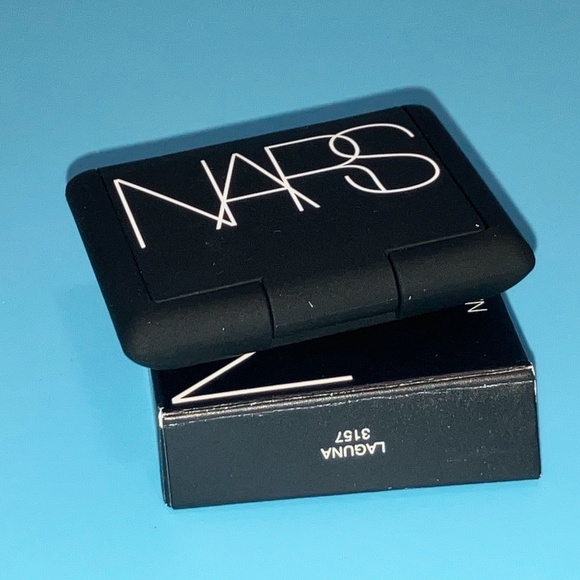 🎀 $14 - LAGUNA Nars Bronzer in Laguna Bronzing Powder .08oz Travel New in Box - Picture 6 of 8